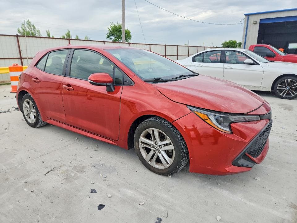 2019 TOYOTA COROLLA HATCHBACK SE SE 4