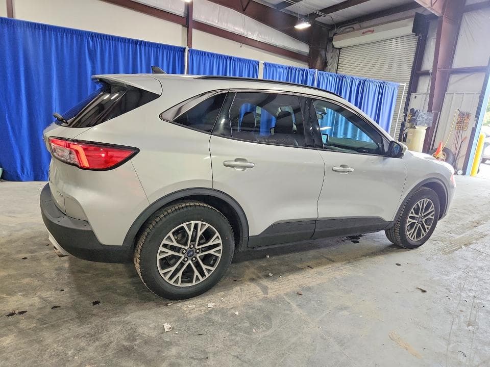 2020 FORD ESCAPE SEL 3