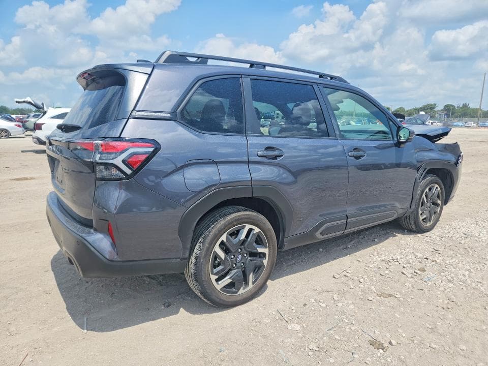 2025 SUBARU FORESTER LIMITED 3