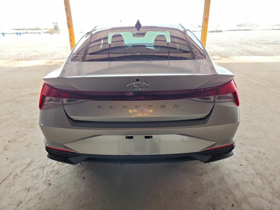 2022 HYUNDAI ELANTRA SEL 6