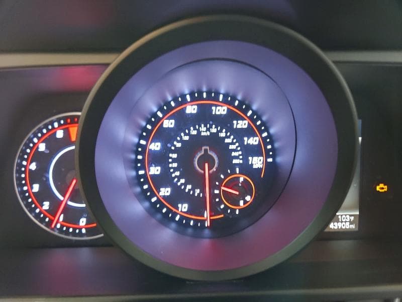 2022 HYUNDAI ELANTRA SEL 9