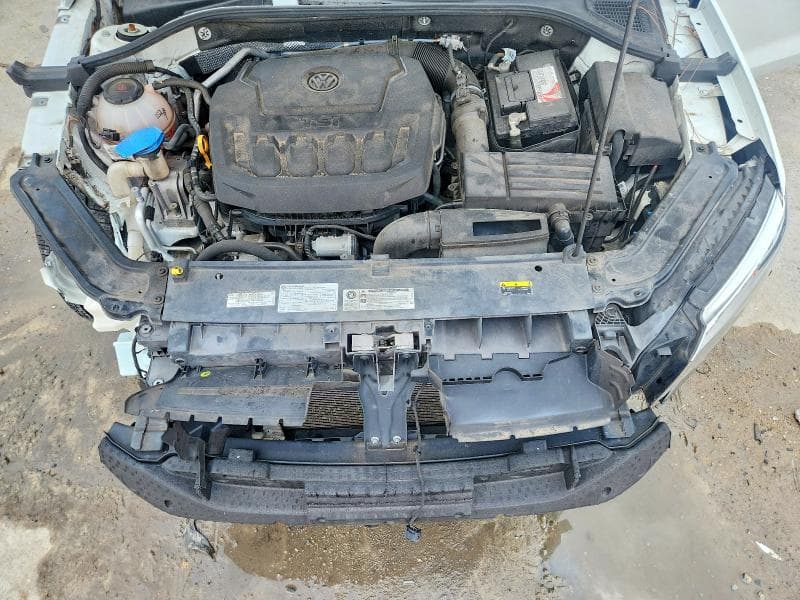 2020 VOLKSWAGEN PASSAT SE 11