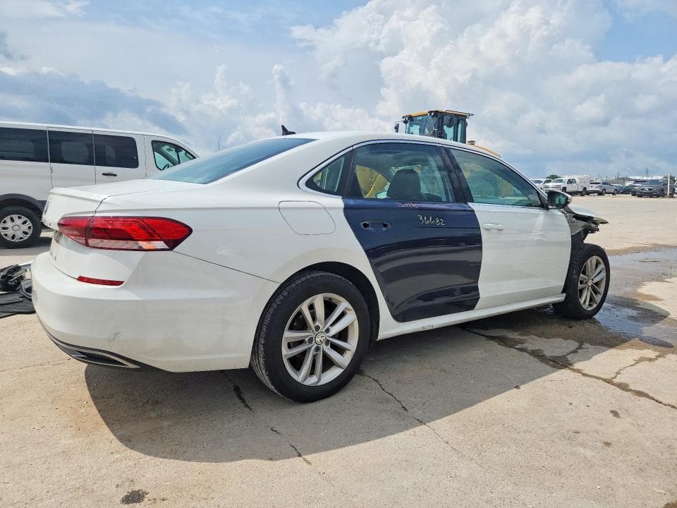 2020 VOLKSWAGEN PASSAT SE 3