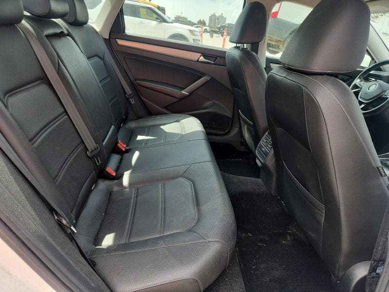 2020 VOLKSWAGEN PASSAT SE 10