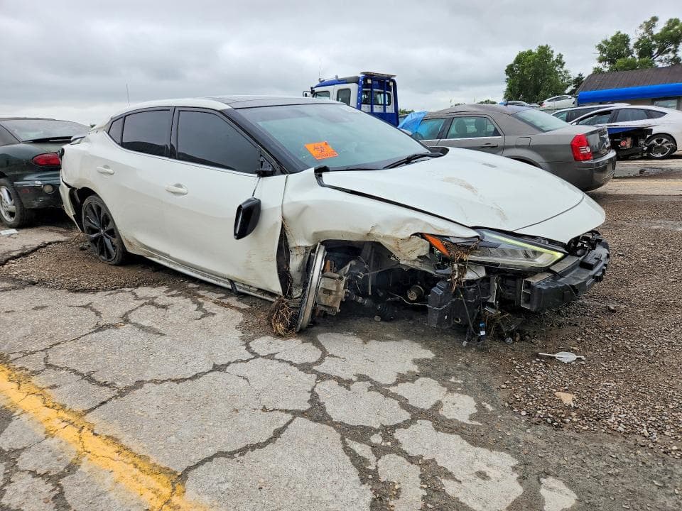 2019 NISSAN MAXIMA 3.5 SR 4