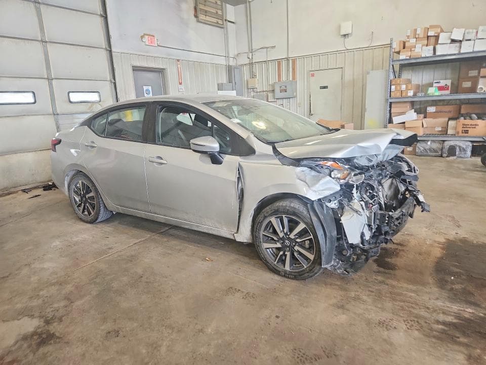 2021 NISSAN VERSA SV 4
