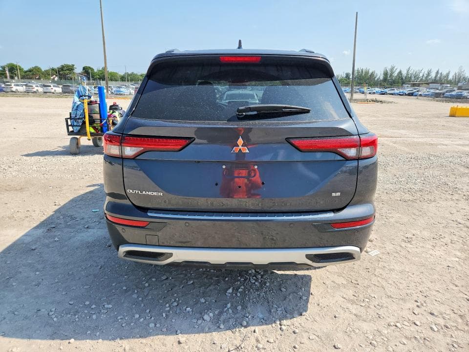 2024 MITSUBISHI OUTLANDER SE 6