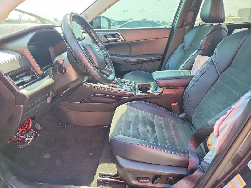 2024 MITSUBISHI OUTLANDER SE 7