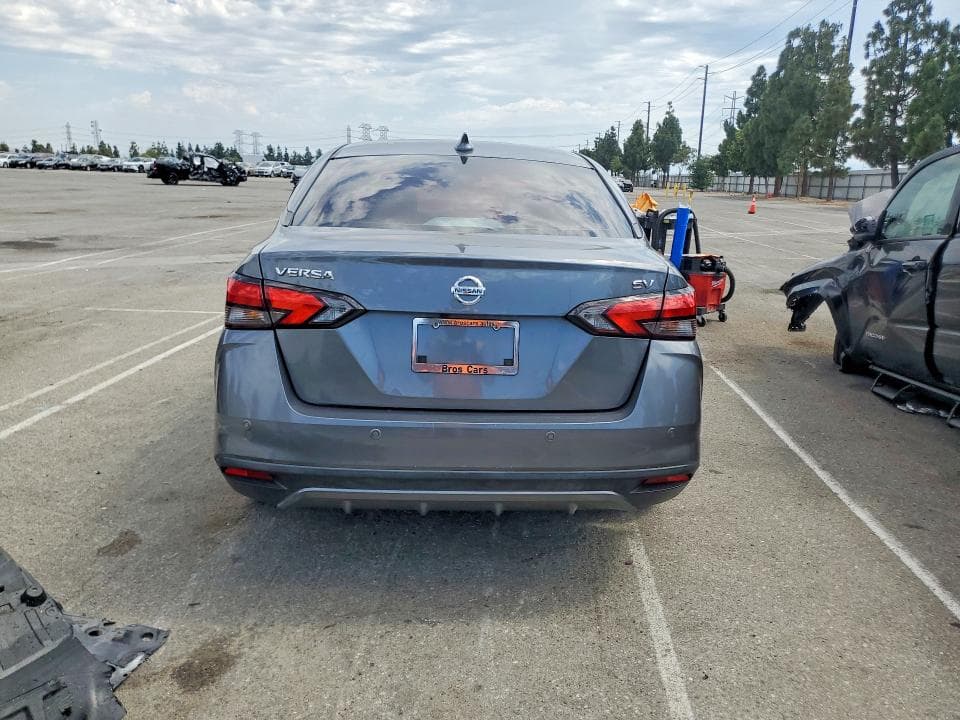 2021 NISSAN VERSA SV 6