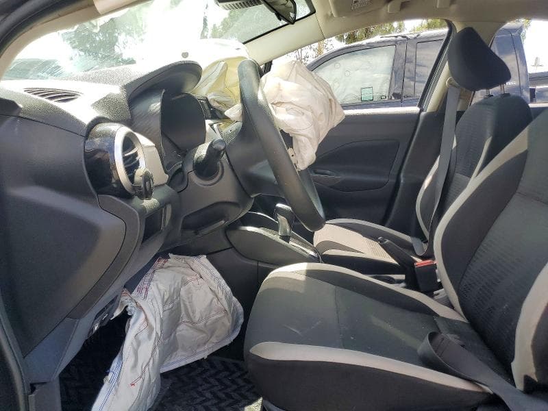 2021 NISSAN VERSA SV 7