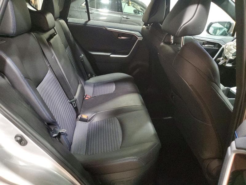 2024 TOYOTA RAV4 XSE 11