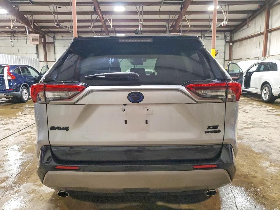 2024 TOYOTA RAV4 XSE 6