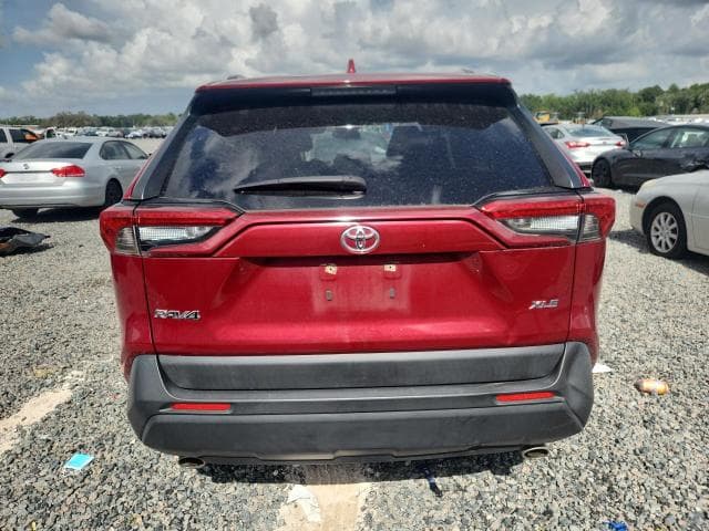 2021 TOYOTA RAV4 XLE 6