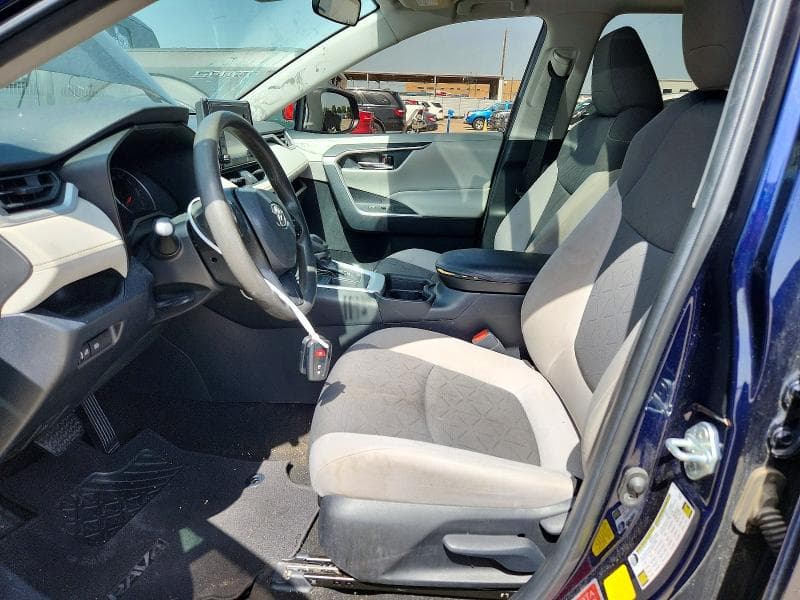 2019 TOYOTA RAV4 XLE 7