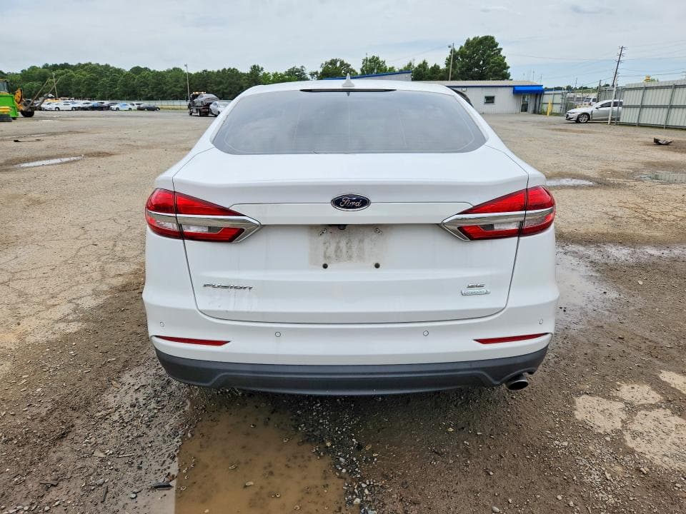 2020 FORD FUSION SE 6