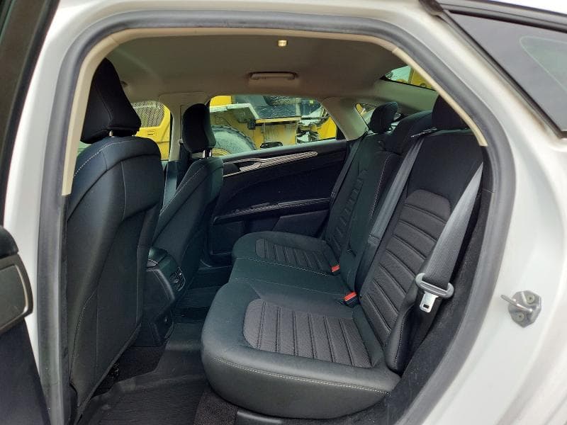 2020 FORD FUSION SE 10