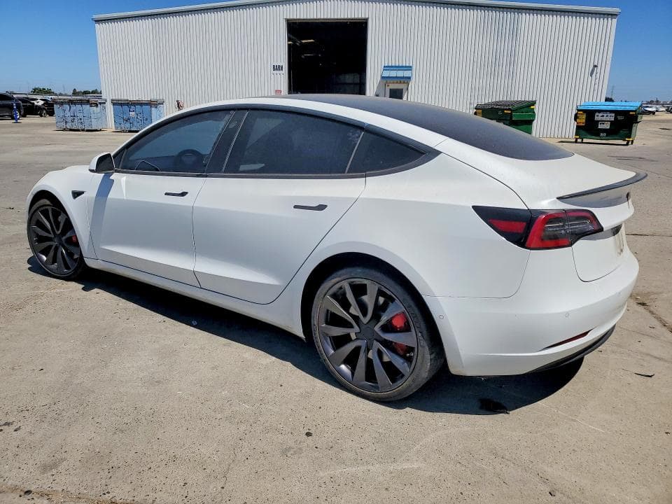2018 TESLA MODEL 3 2