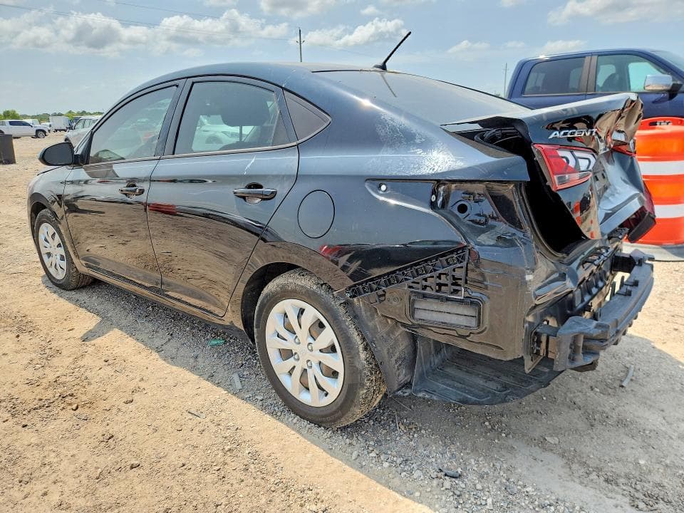 2022 HYUNDAI ACCENT SE 2