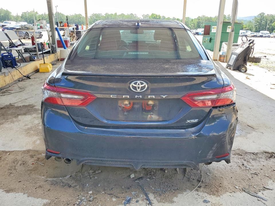2022 TOYOTA CAMRY XSE 6