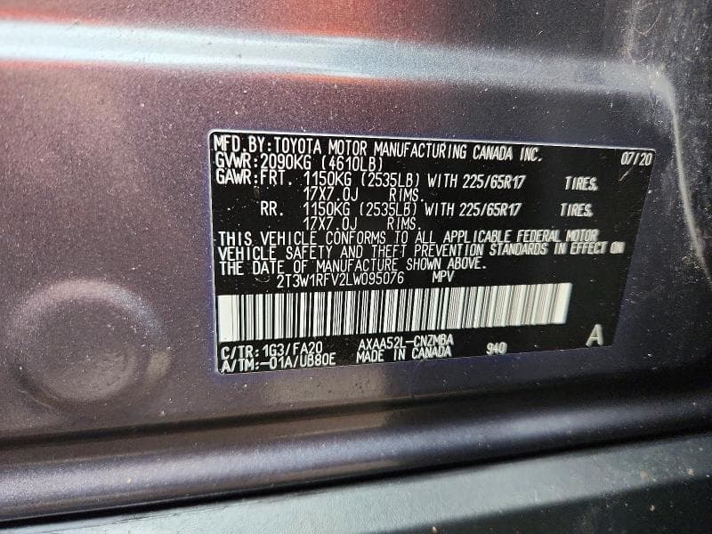 2020 TOYOTA RAV4 XLE 13