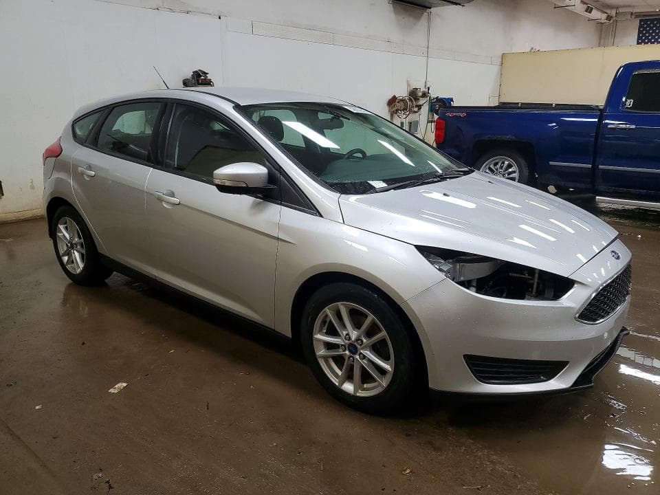 2016 FORD FOCUS SE 4