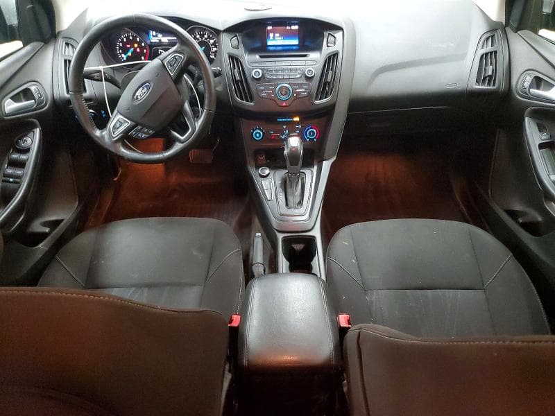 2016 FORD FOCUS SE 8