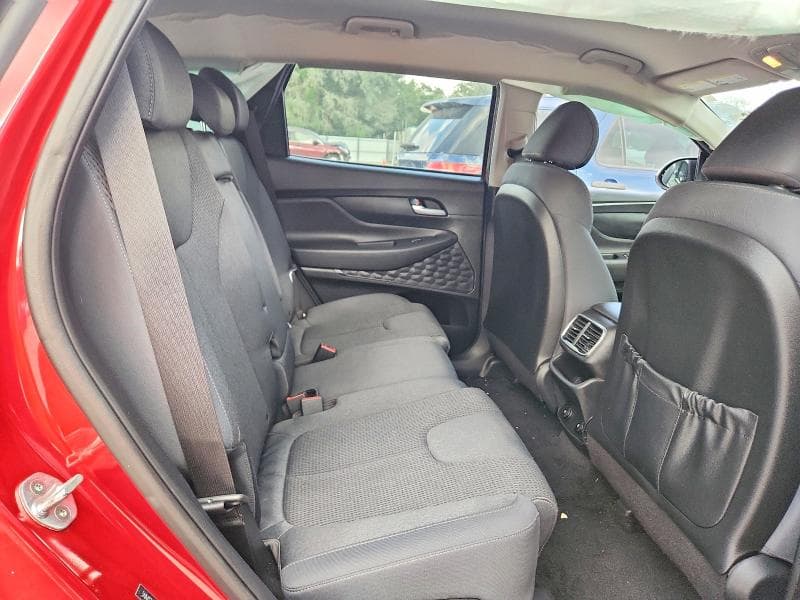 2020 HYUNDAI SANTA FE SE 11