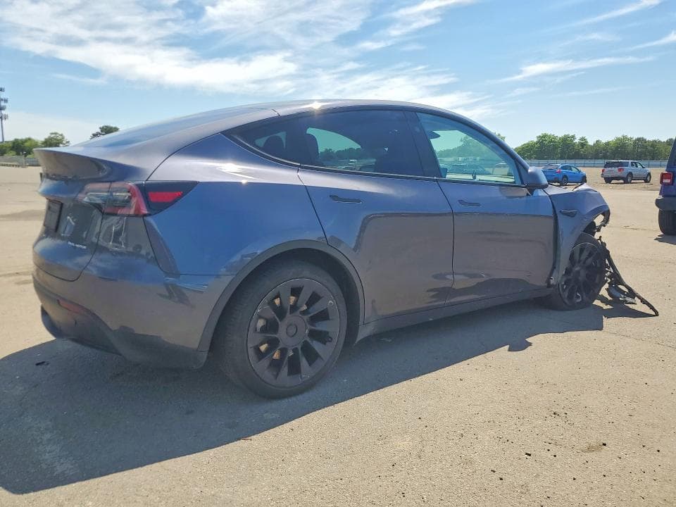 2023 TESLA MODEL Y 3