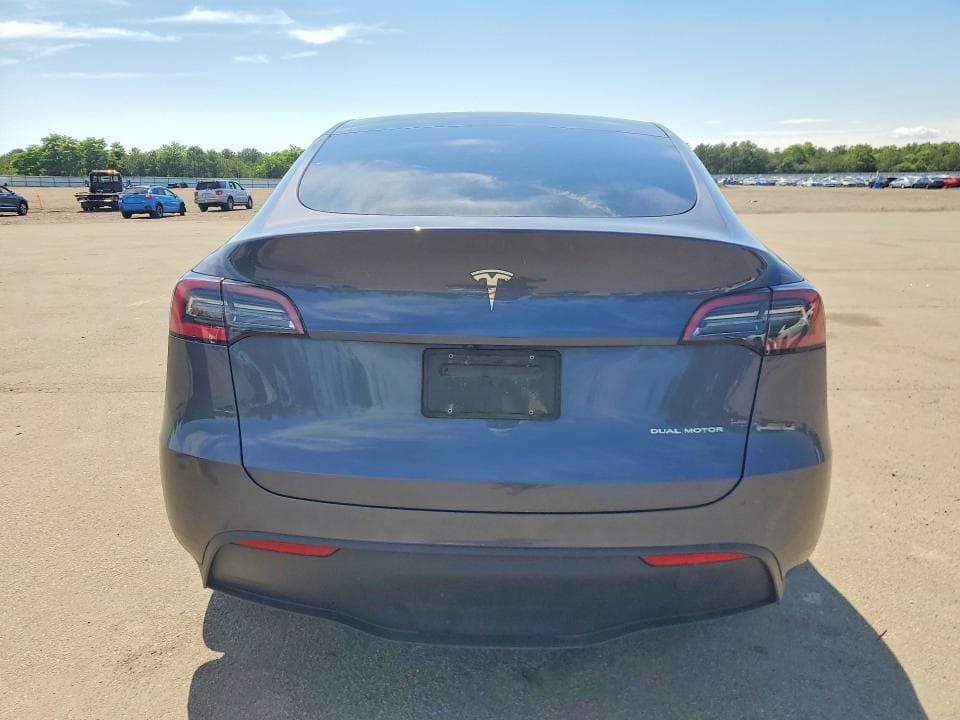 2023 TESLA MODEL Y 6
