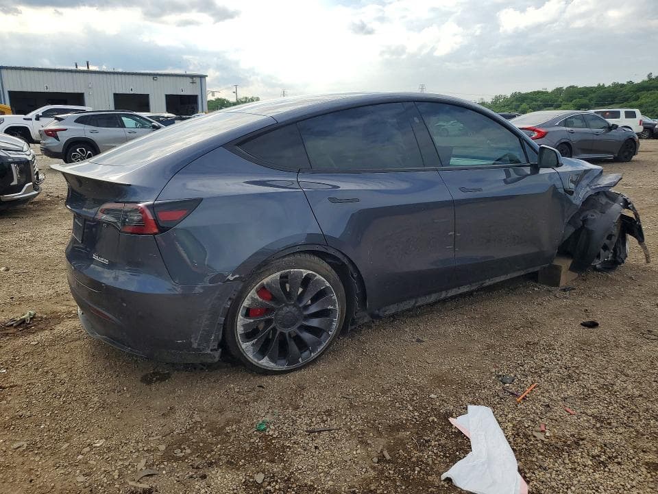 2023 TESLA MODEL Y 3