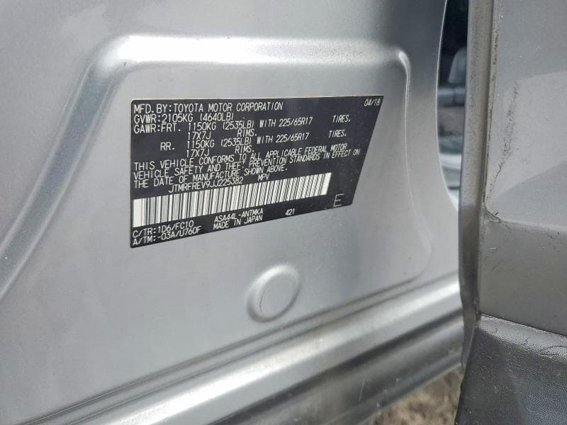 2018 TOYOTA RAV4 XLE 13