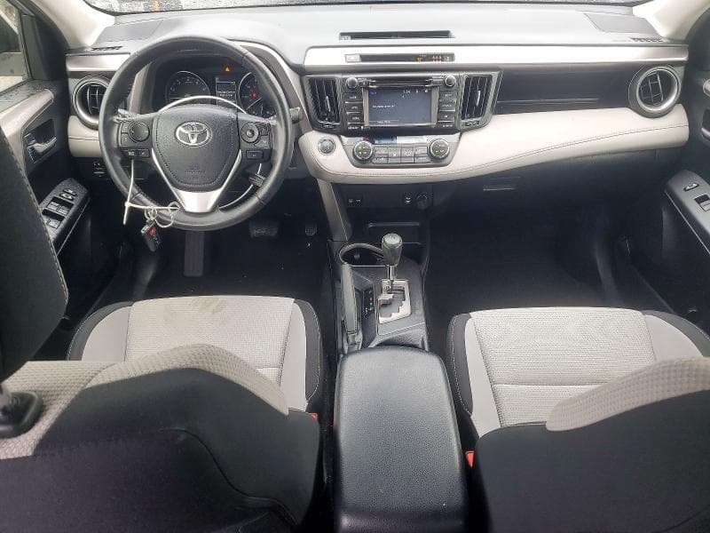 2018 TOYOTA RAV4 XLE 8