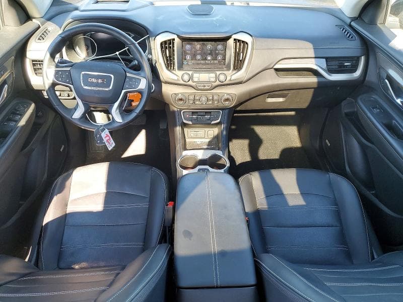 2023 GMC TERRAIN DENALI 8