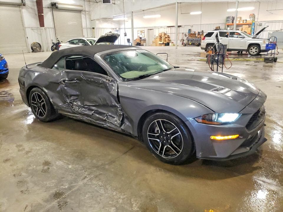 2022 FORD MUSTANG 4