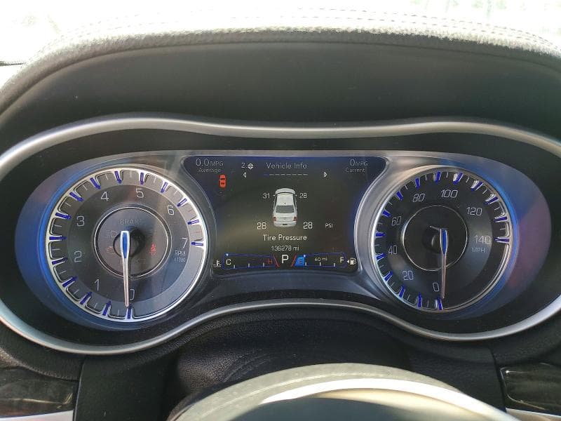 2018 CHRYSLER 300 LIMITED 9