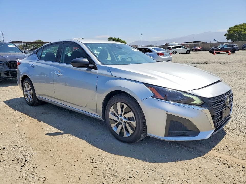2024 NISSAN ALTIMA S 4