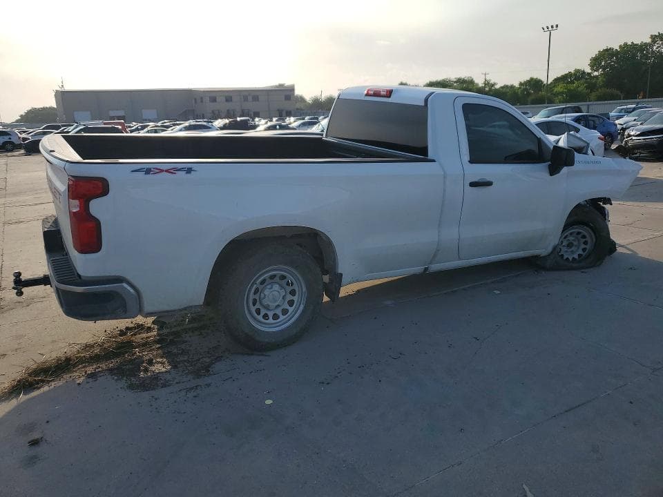 2025 CHEVROLET SILVERADO K1500 3