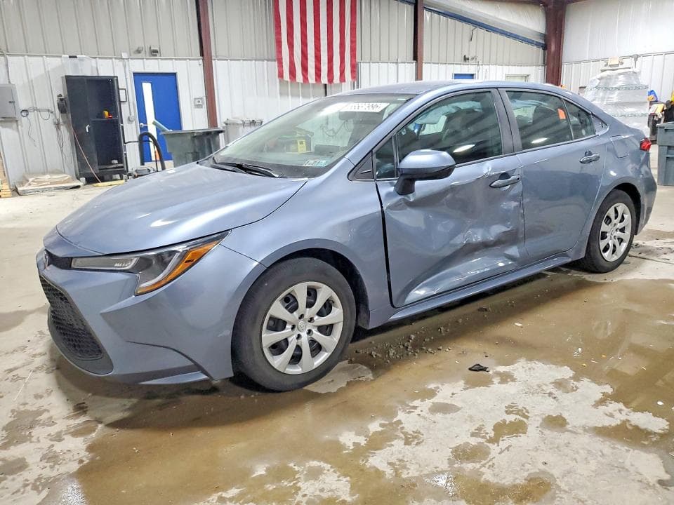 2021 TOYOTA COROLLA LE - 1