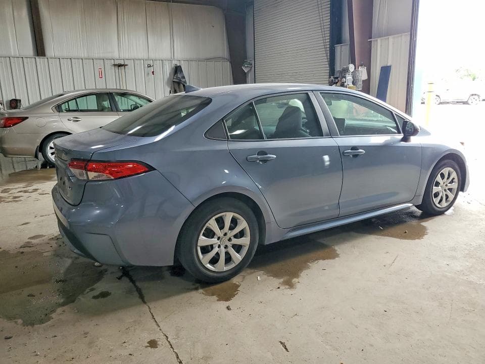 2021 TOYOTA COROLLA LE 3