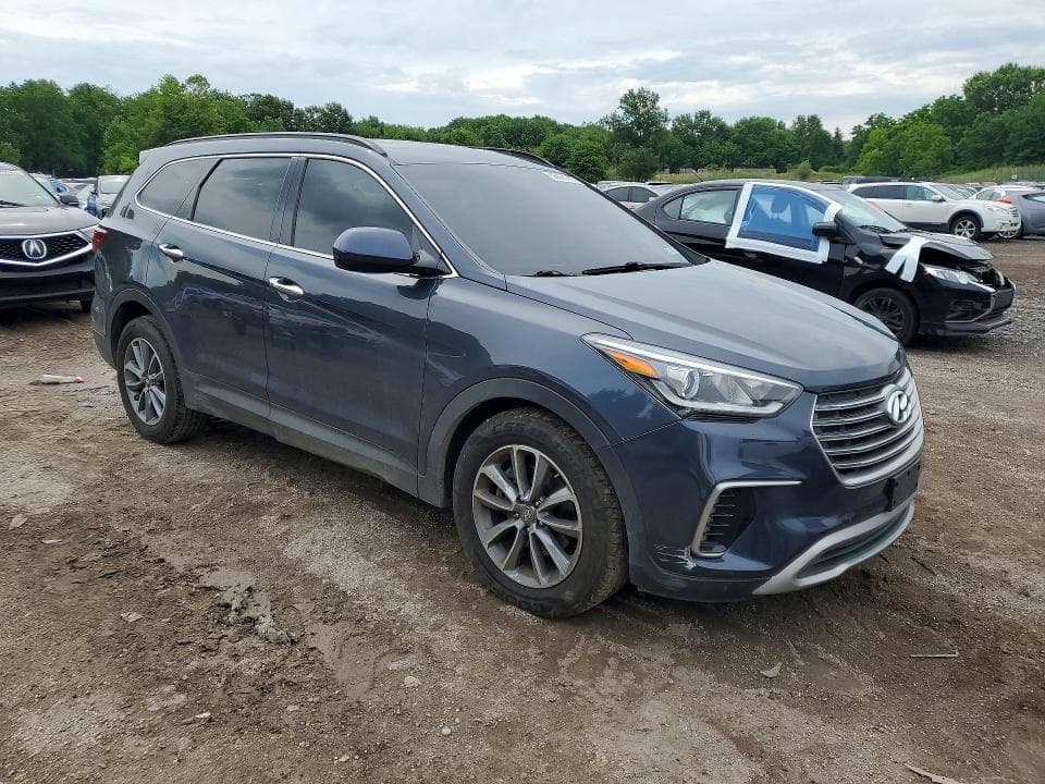 2017 HYUNDAI SANTA FE SE 4