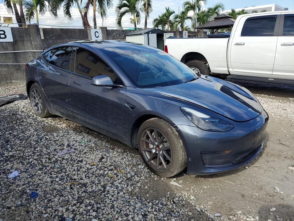 2023 TESLA MODEL 3 4