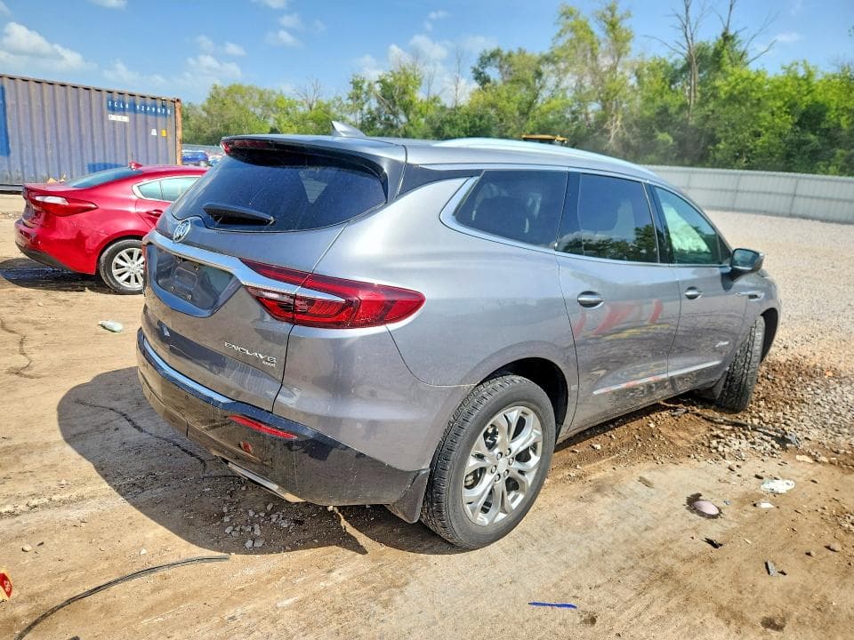 2018 BUICK ENCLAVE AVENIR 3
