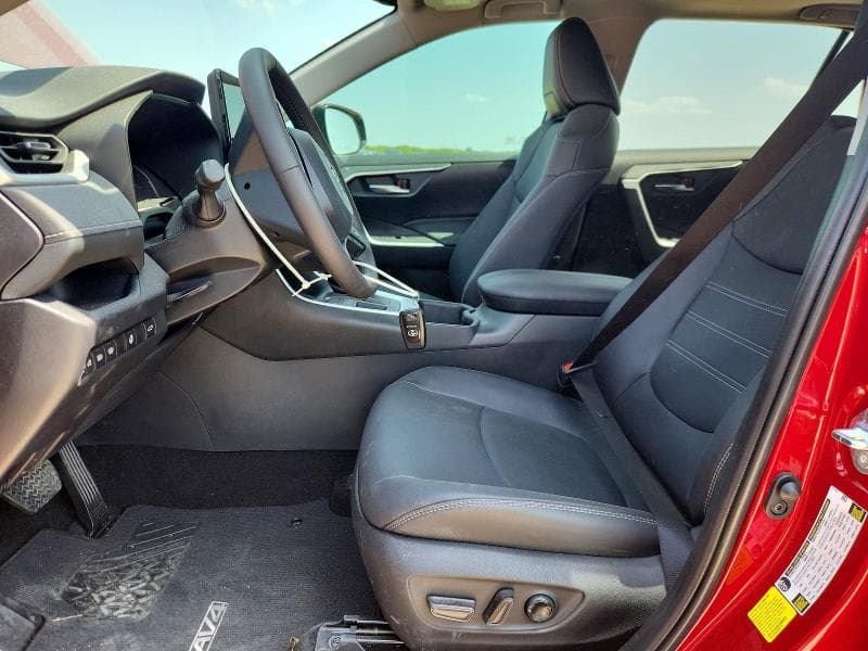 2025 TOYOTA RAV4 XLE PREMIUM XLE PREMIUM 7