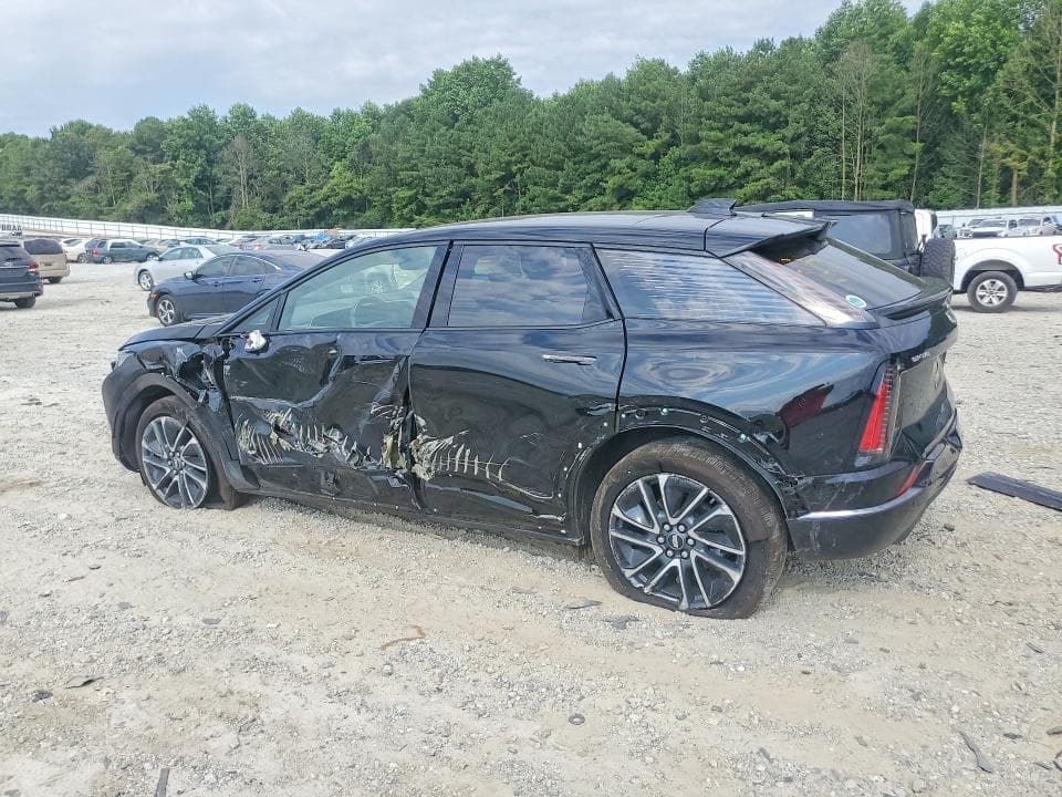 2025 CADILLAC OPTIQ SPORT 2