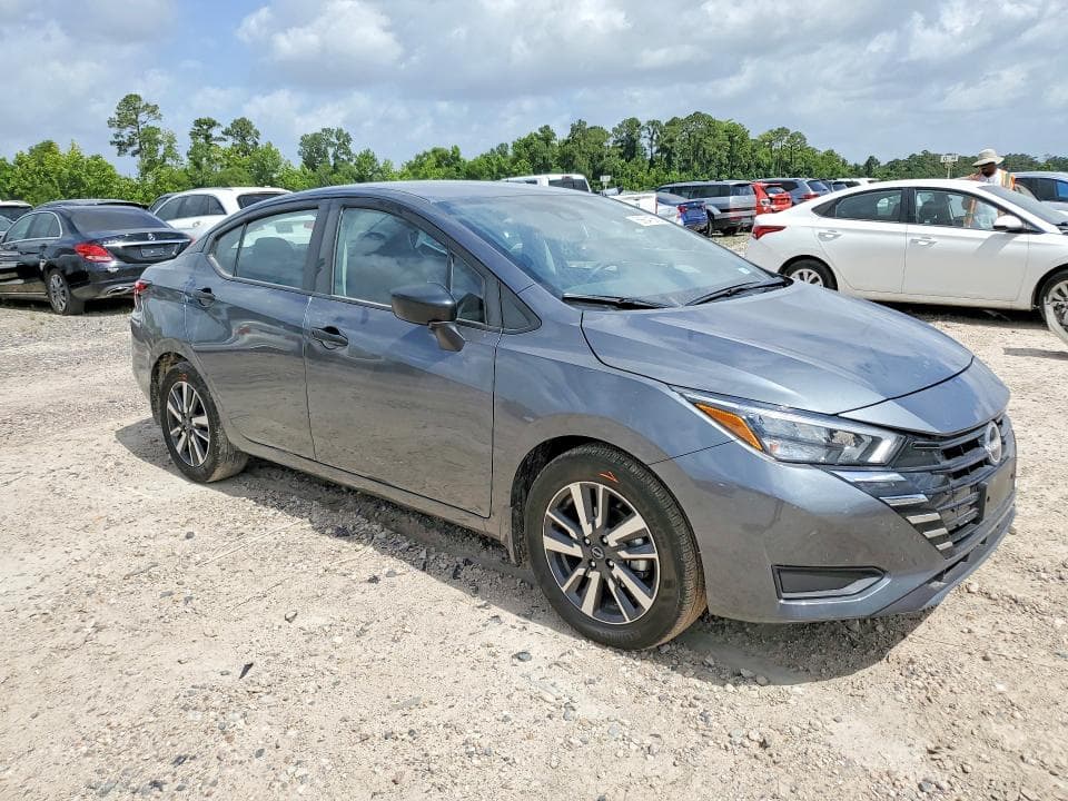 2025 NISSAN VERSA S 4