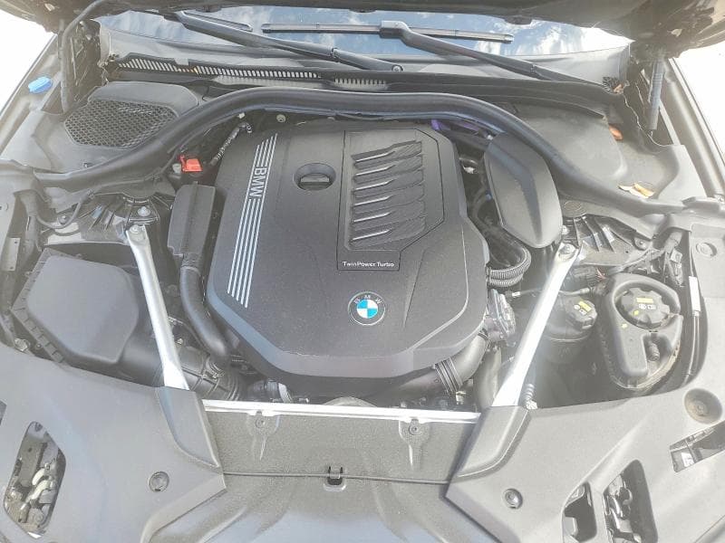 2022 BMW 540 XI 11