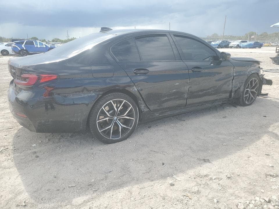 2022 BMW 540 XI 3