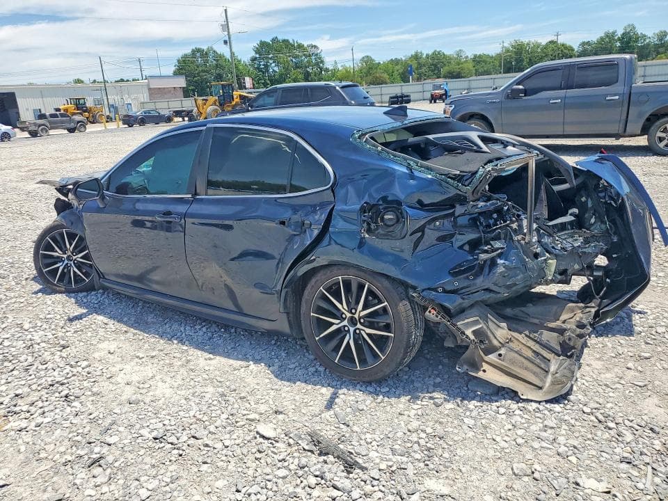 2021 TOYOTA CAMRY SE 2