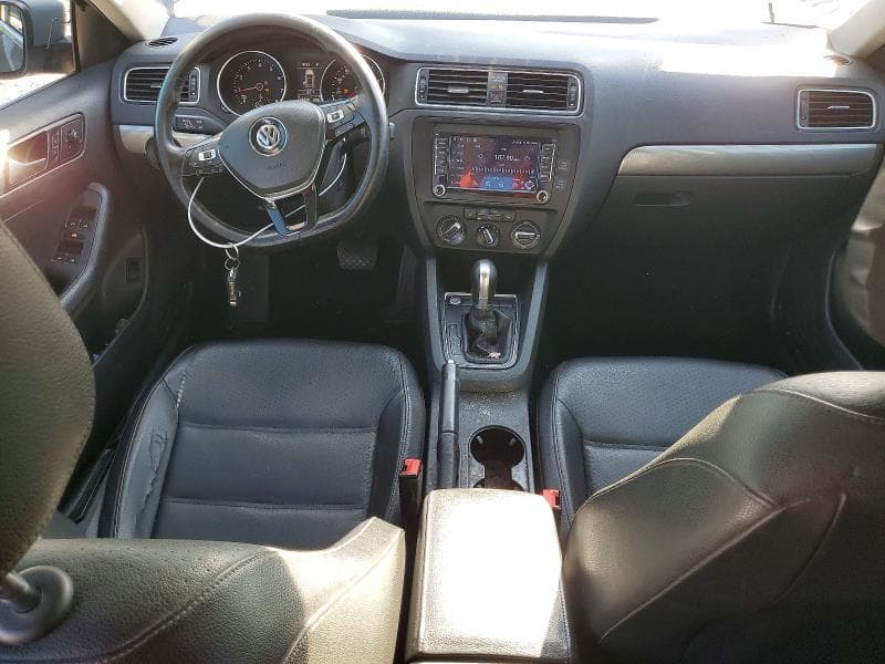 2017 VOLKSWAGEN JETTA SE 8