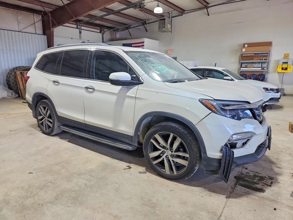 2017 HONDA PILOT ELITE 4